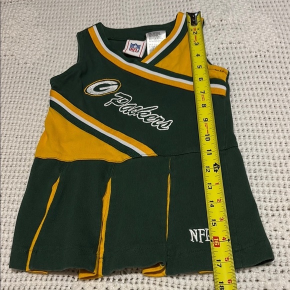 Green Bay Packers NFL Cheerleader Dress - Picture 4 of 7